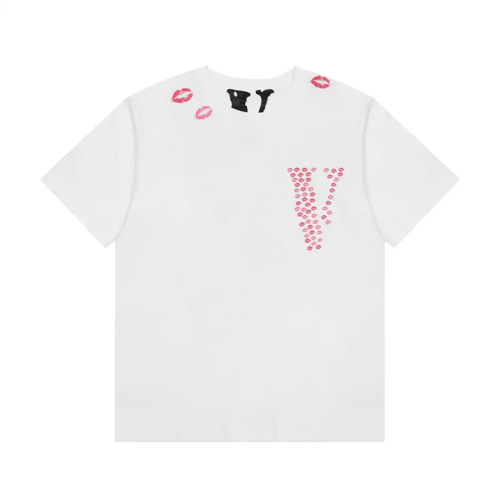 Pink Lip Prints T-shirt (6)
